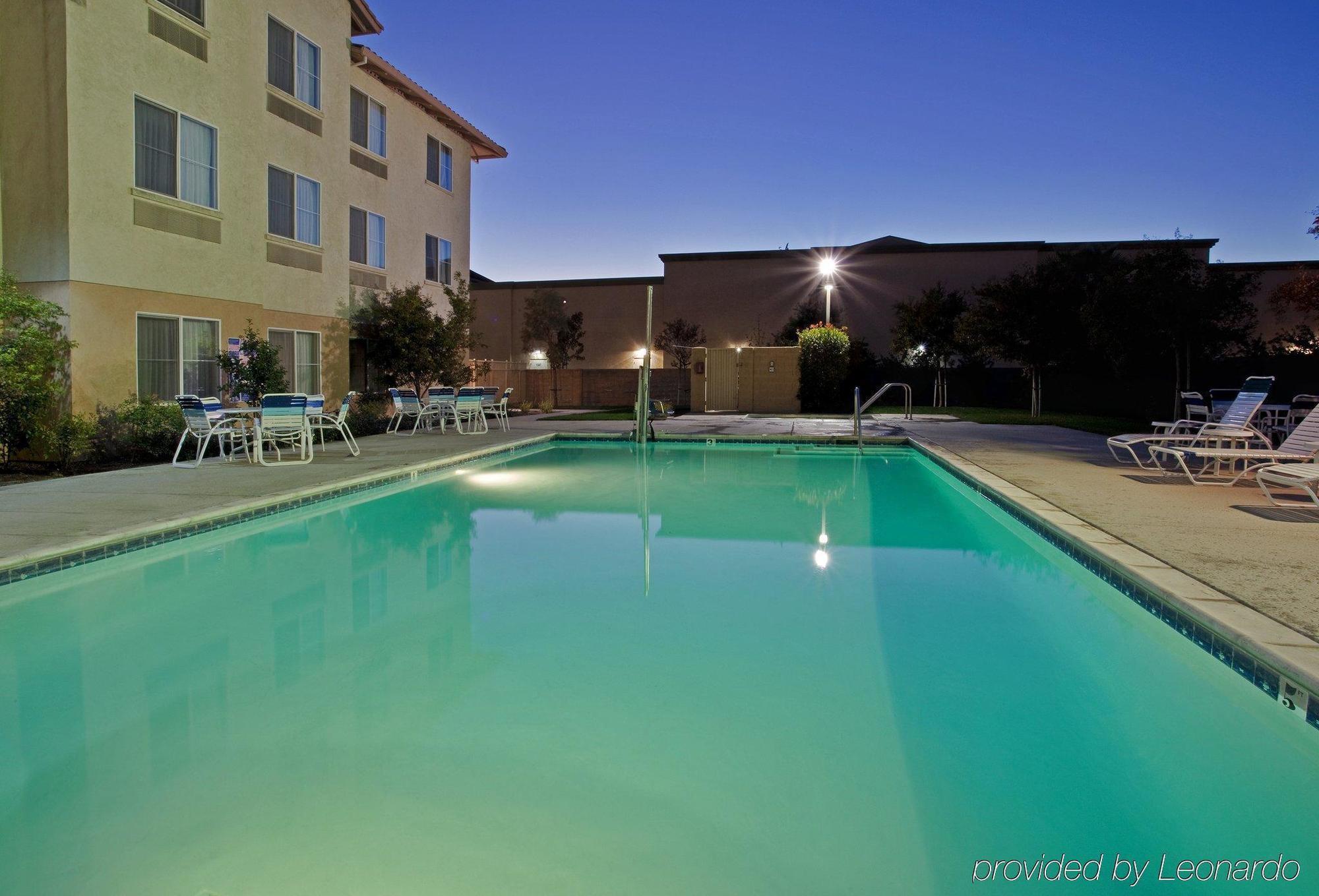 Holiday Inn Express Hotel & Suites Manteca By Ihg Bekvämligheter bild
