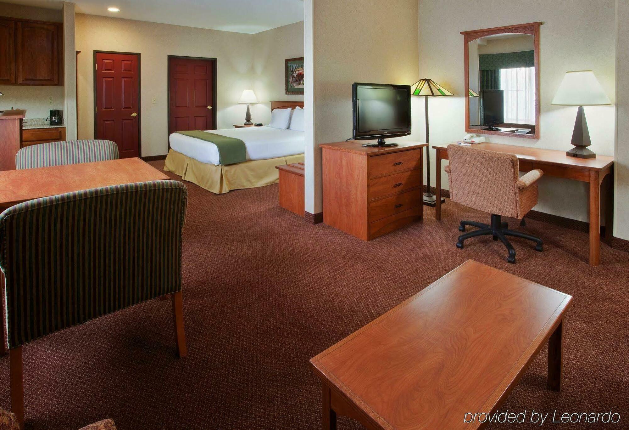 Holiday Inn Express Hotel & Suites Manteca By Ihg Exteriör bild
