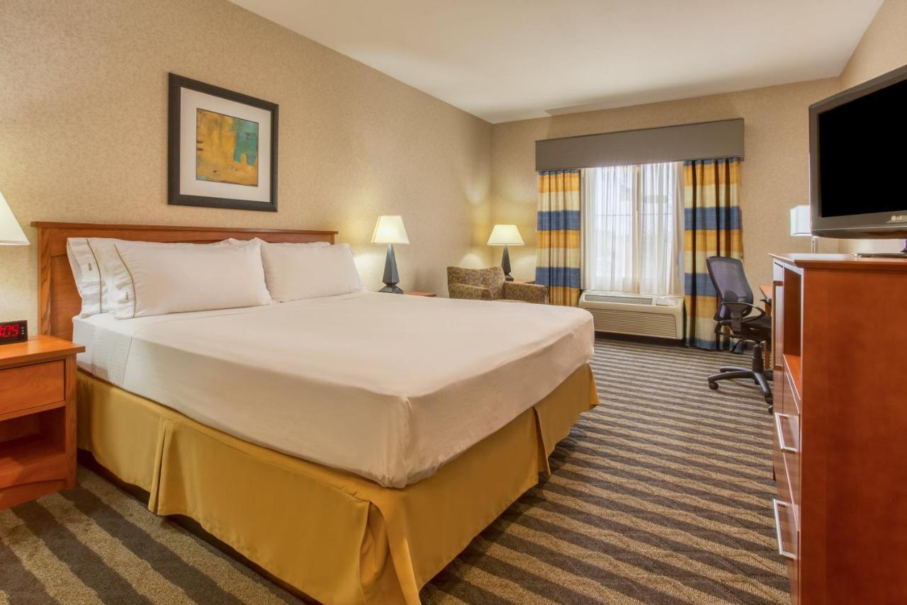 Holiday Inn Express Hotel & Suites Manteca By Ihg Exteriör bild
