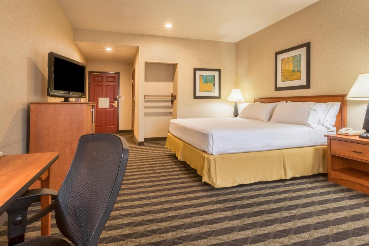 Holiday Inn Express Hotel & Suites Manteca By Ihg Exteriör bild